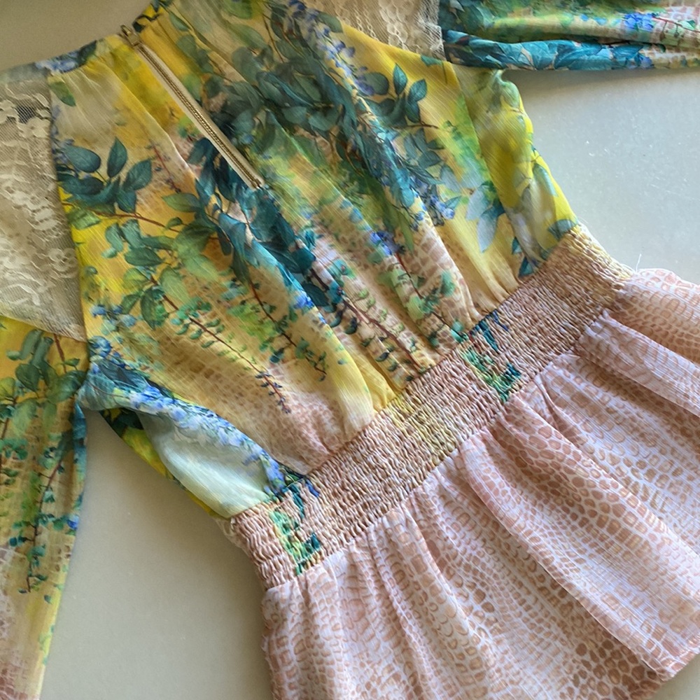 ♥️… Bebe Floral Top - Picture 6 of 7